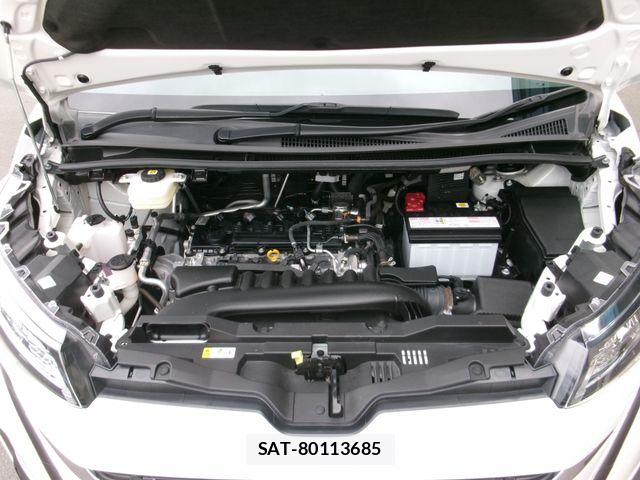 Toyota NOAH 2023-05 8660690-28