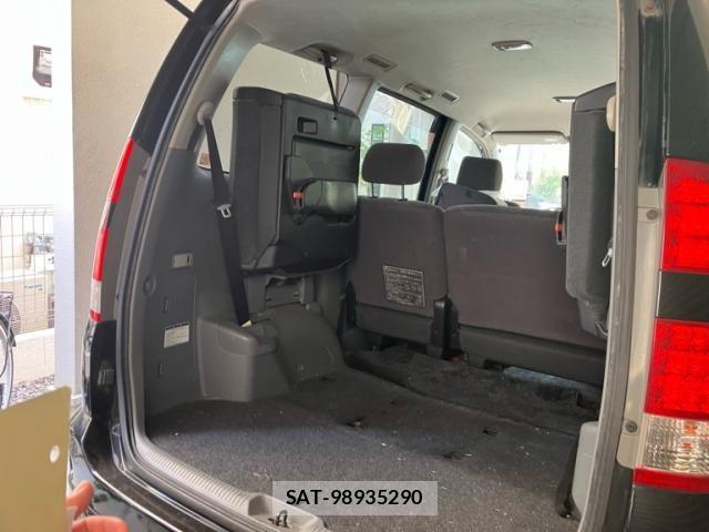 Toyota NOAH 2005-10 8660710-18
