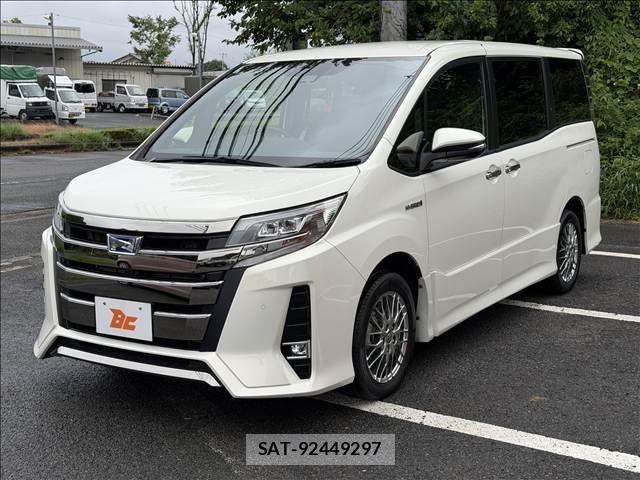 Toyota NOAH 2019-09 8660696-21
