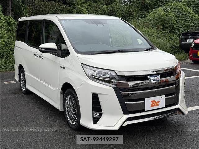 Toyota NOAH 2019-09 8660696-4