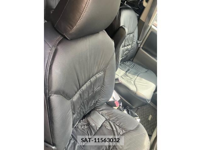 Toyota NOAH 2008-01 8660705-10