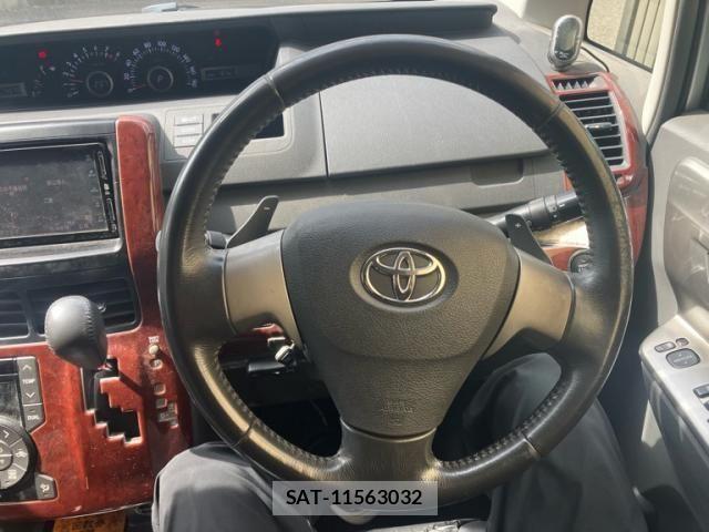 Toyota NOAH 2008-01 8660705-17