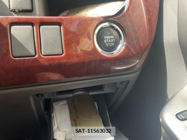 Toyota NOAH 2008-01 8660705-22
