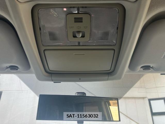 Toyota NOAH 2008-01 8660705-24