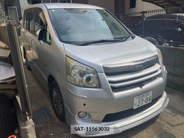 Toyota NOAH 2008-01 8660705-2