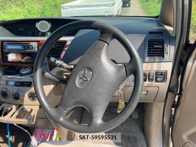 Toyota NOAH 2002-10 8660711-10
