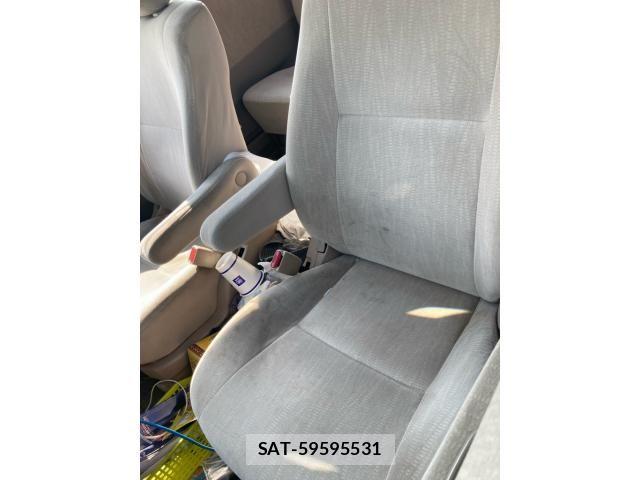 Toyota NOAH 2002-10 8660711-6