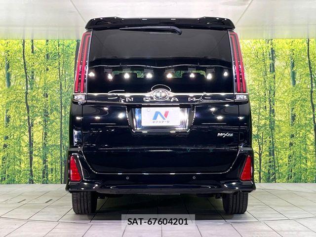 Toyota NOAH 2019-07 8660695-14
