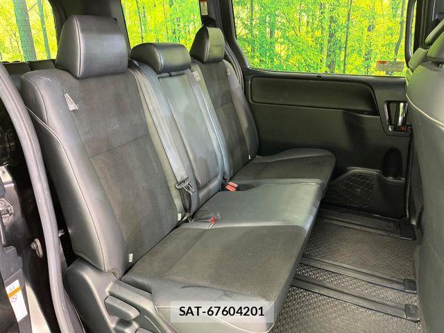 Toyota NOAH 2019-07 8660695-8