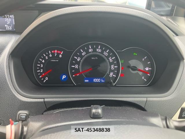 Toyota NOAH 2021-01 8660689-21