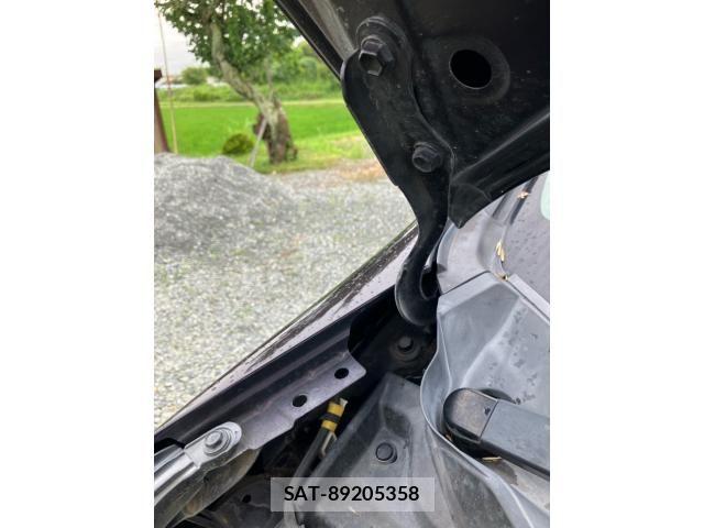 Toyota NOAH 2012-04 8660700-14