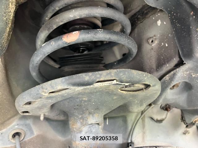 Toyota NOAH 2012-04 8660700-5