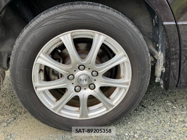 Toyota NOAH 2012-04 8660700-7
