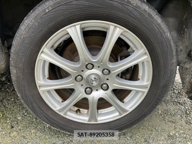 Toyota NOAH 2012-04 8660700-8