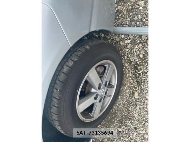 Toyota NOAH 2003-09 8666655-2