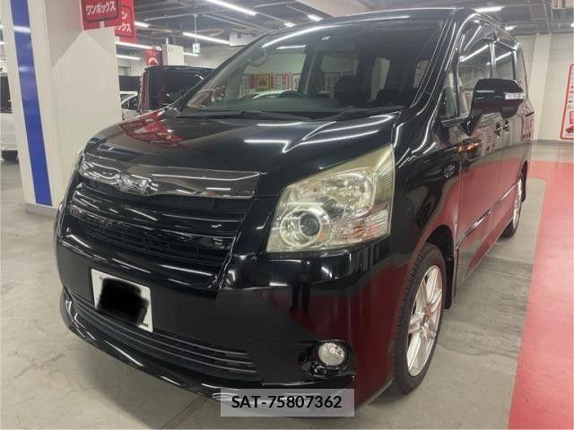 Toyota NOAH 2007-08 8666652-0