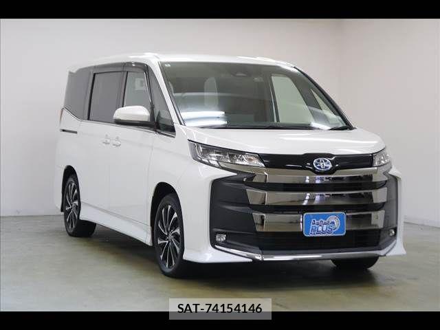 Toyota NOAH 2022-09 8660686-17