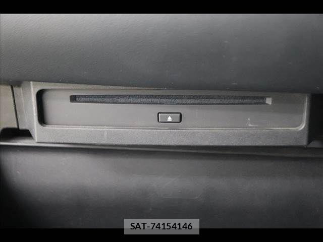 Toyota NOAH 2022-09 8660686-3