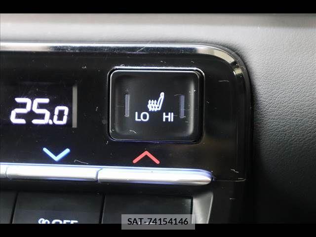 Toyota NOAH 2022-09 8660686-5