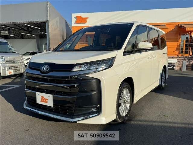 Toyota NOAH 2022-04 8660691-9