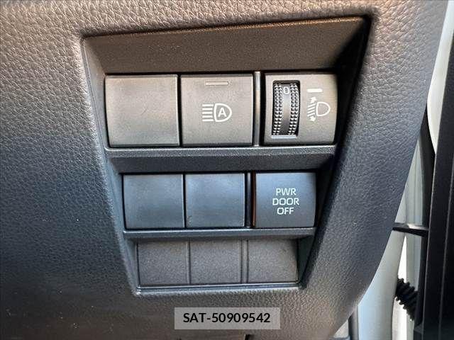 Toyota NOAH 2022-04 8660691-5