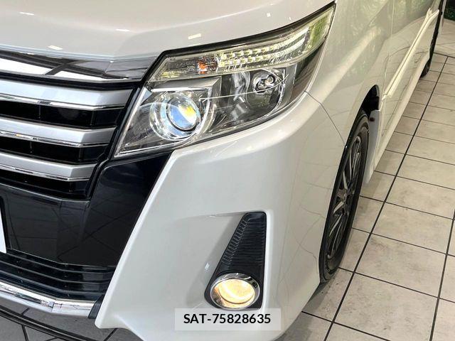 Toyota NOAH 2014-03 8666649-11