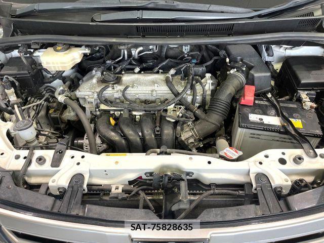 Toyota NOAH 2014-03 8666649-17