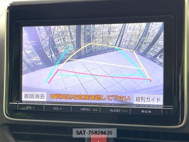 Toyota NOAH 2014-03 8666649-3