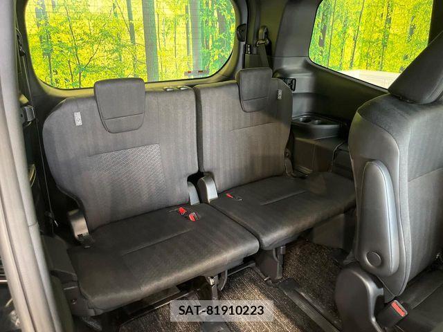Toyota NOAH 2025-03 8660687-9