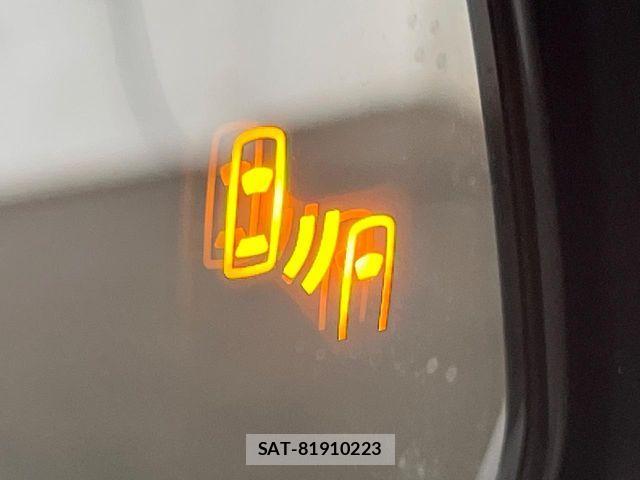 Toyota NOAH 2025-03 8660687-6