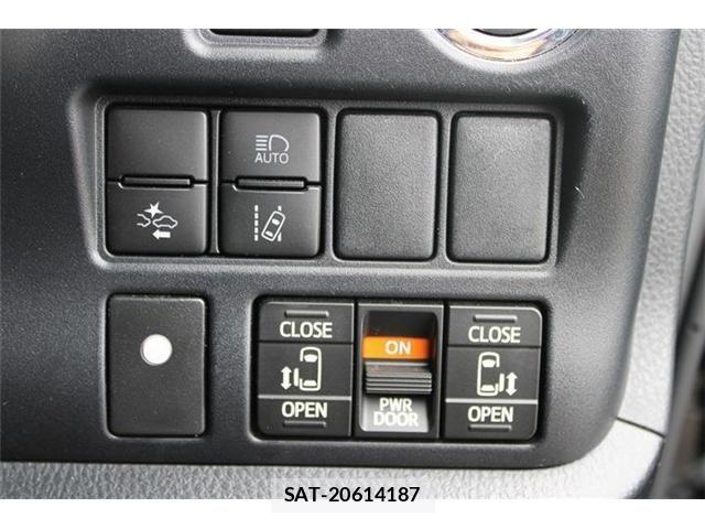 Toyota NOAH 2020-10 8666648-1