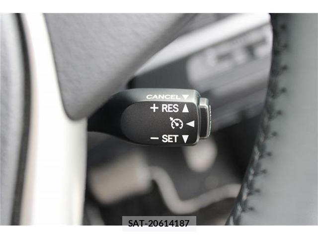 Toyota NOAH 2020-10 8666648-3