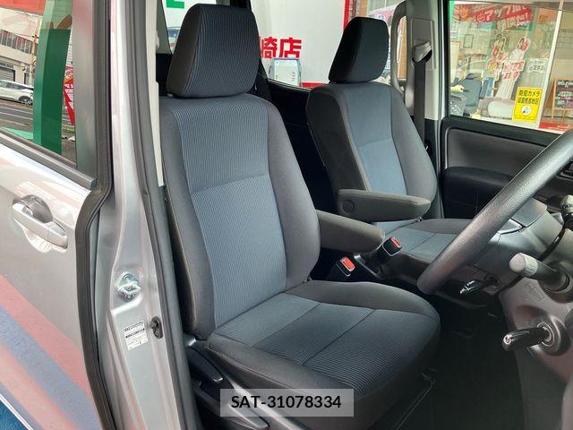 Toyota NOAH 2021-07 8660693-25