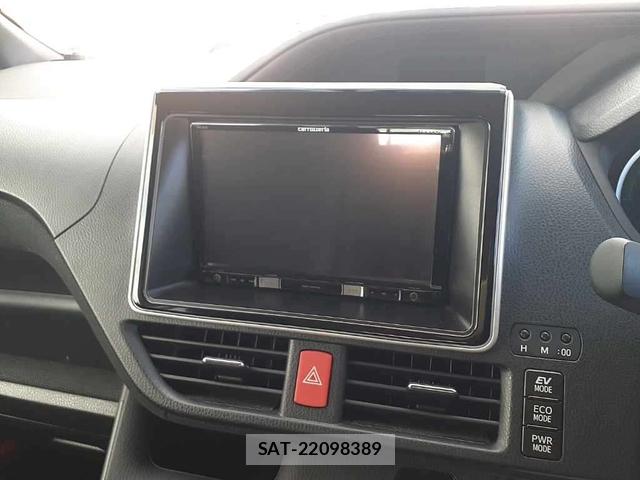 Toyota NOAH 2015-09 8673691-9