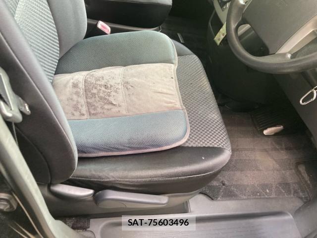 Toyota NOAH 2008-06 8686173-4