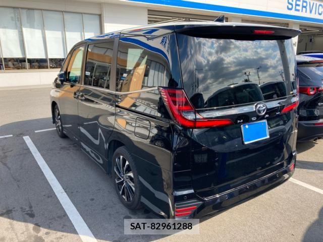 Toyota NOAH 2023-09 8686171-2