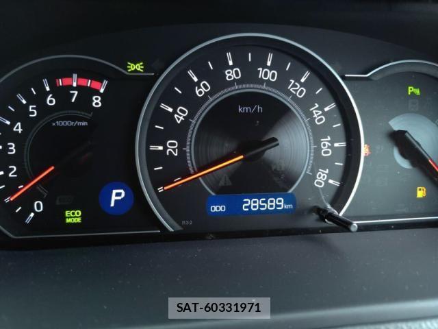 Toyota NOAH 2021-11 8686172-28