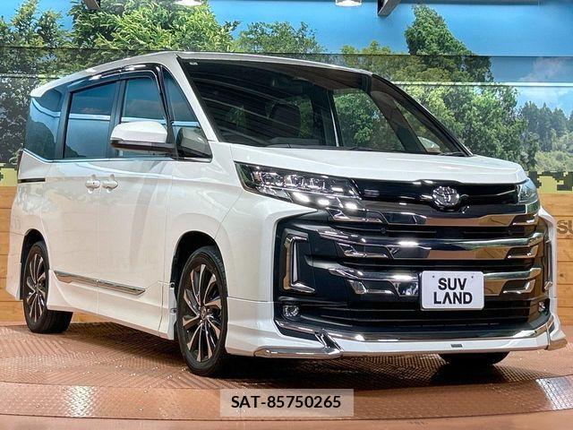 Toyota NOAH 2022-04 8744740-16