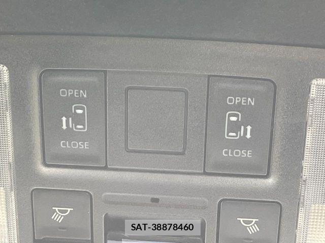 Toyota NOAH 2024-11 8744746-4