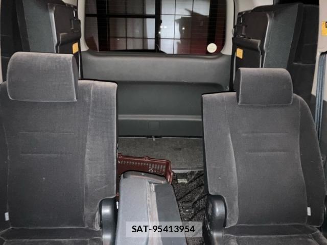 Toyota NOAH 2009-09 8744770-24