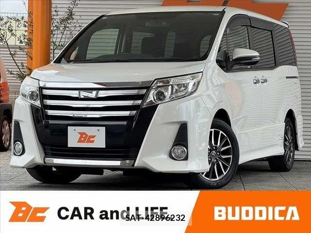 Toyota NOAH 2015-12 8744762-0