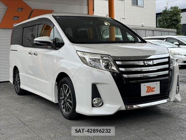 Toyota NOAH 2015-12 8744762-8