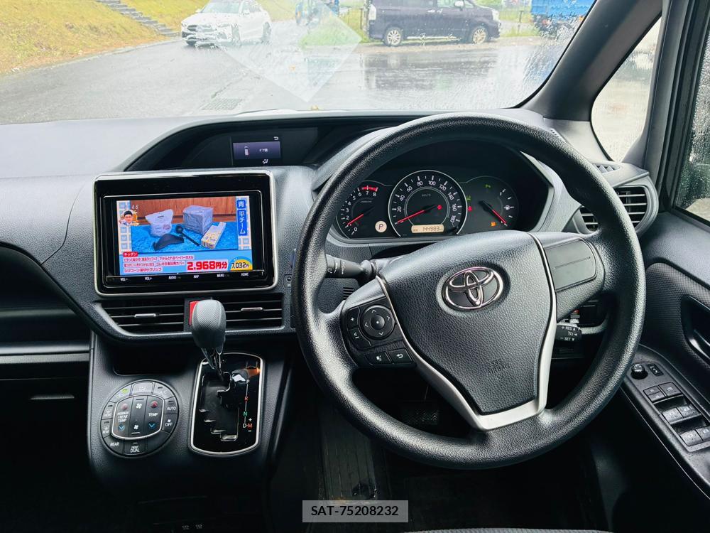 Toyota NOAH 2020-02 8696933-13