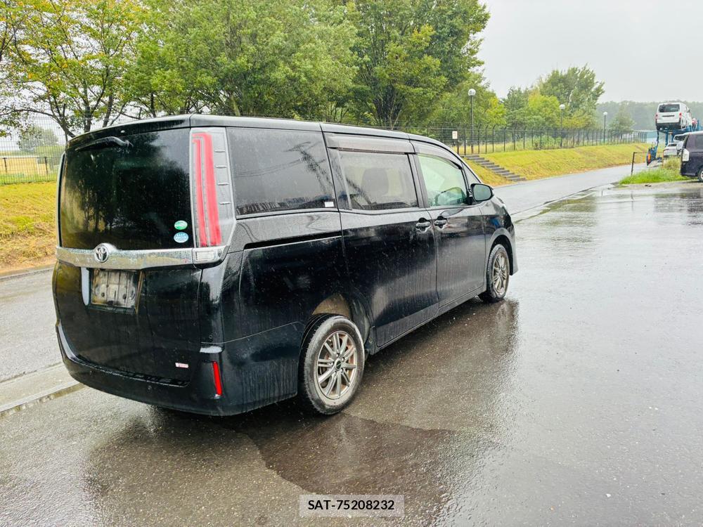Toyota NOAH 2020-02 8696933-4