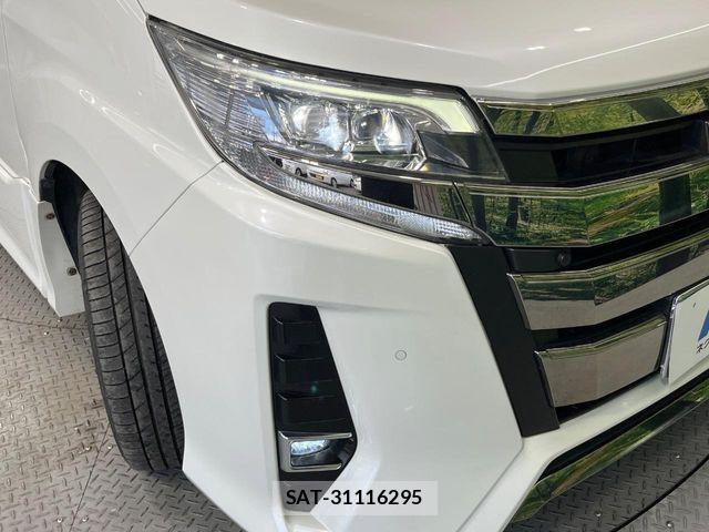 Toyota NOAH 2021-01 8744750-12