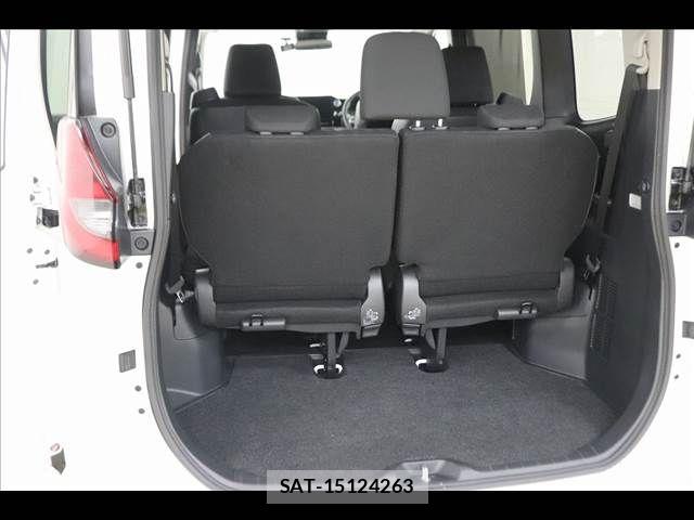 Toyota NOAH 2023-02 8744749-13