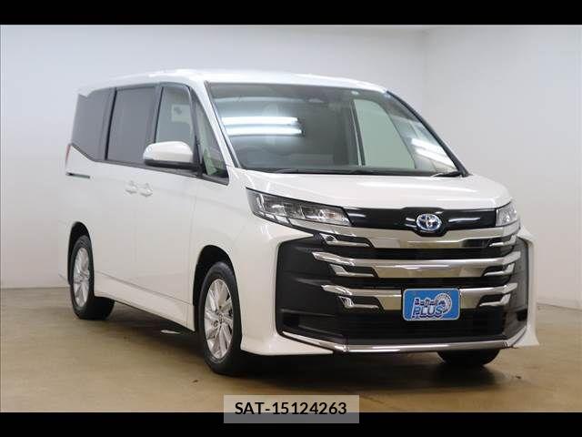 Toyota NOAH 2023-02 8744749-17