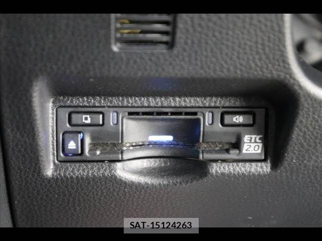 Toyota NOAH 2023-02 8744749-4