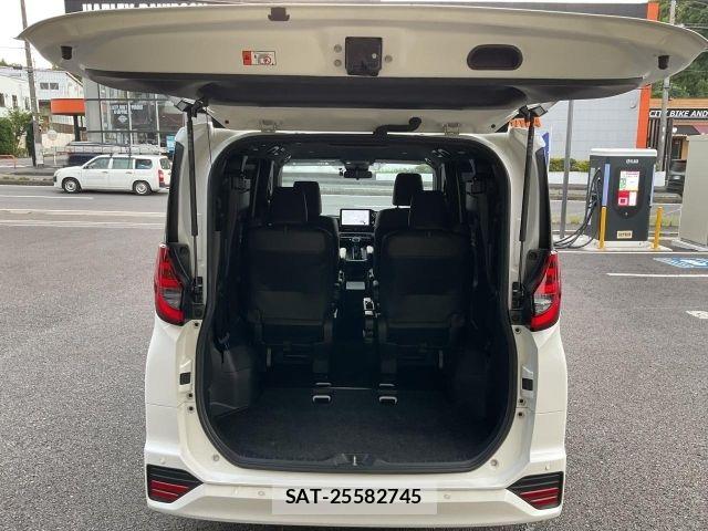 Toyota NOAH 2024-11 8744744-13