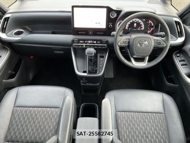 Toyota NOAH 2024-11 8744744-1